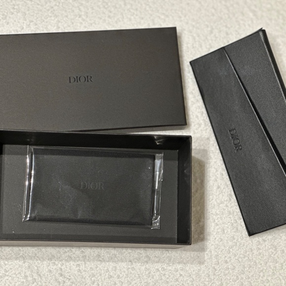 Dior Signature Butterfly Sunglasses Black / Blue Lenses - Picture 4 of 6